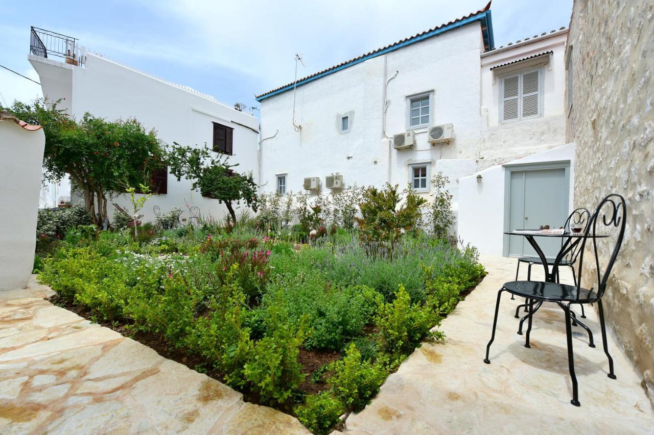 Unique Luxury Suites Ύδρα Εξωτερικό φωτογραφία